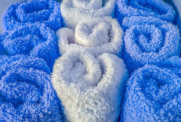 Pro Laundry NeutraSoft - Genesis Canada Premium Combo Neutralizer & Fabric Softener for use in commercial. industrial laundry facilities. Leaves fabrics pH Neutral, conditioned, soft and fluffy.