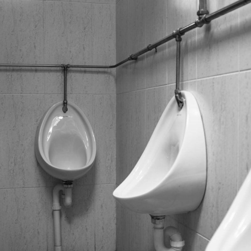 Bowl Clean - Genesis Canada Janitorial toilet and urinal cleaner. Acid based cleaning and rust removing for housekeeping.