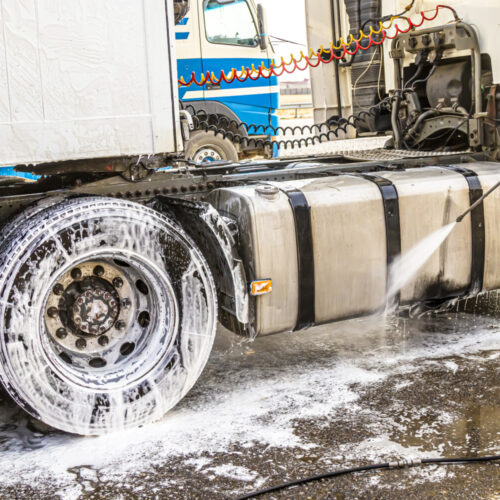 Heavy Duty Fleet Wash Bay Systems - Truck washing outdoors